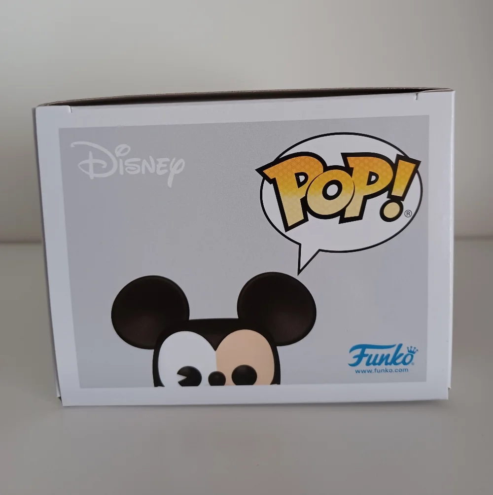 Disney Mickey‎ Mouse 1311 Disney 100 Hot Topic Exclusive Vinyl Figure Funko Pop